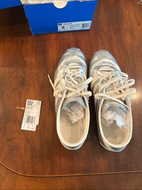 Adidas Tokyo Silver Lace-Up Sneakers in European size 41 1/3